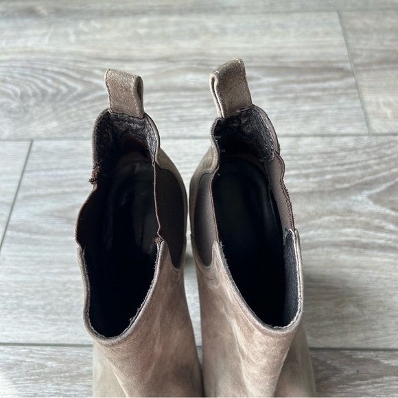 Vera Gomma Taupe Suede Leather Chunky Heel Platform Slip On Ankle Boots - Picture 14 of 16